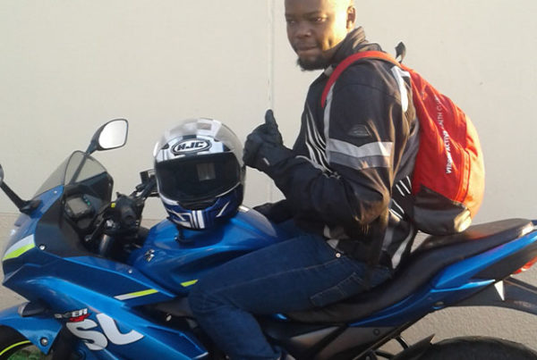 James feeling awesome in his new GSX150F